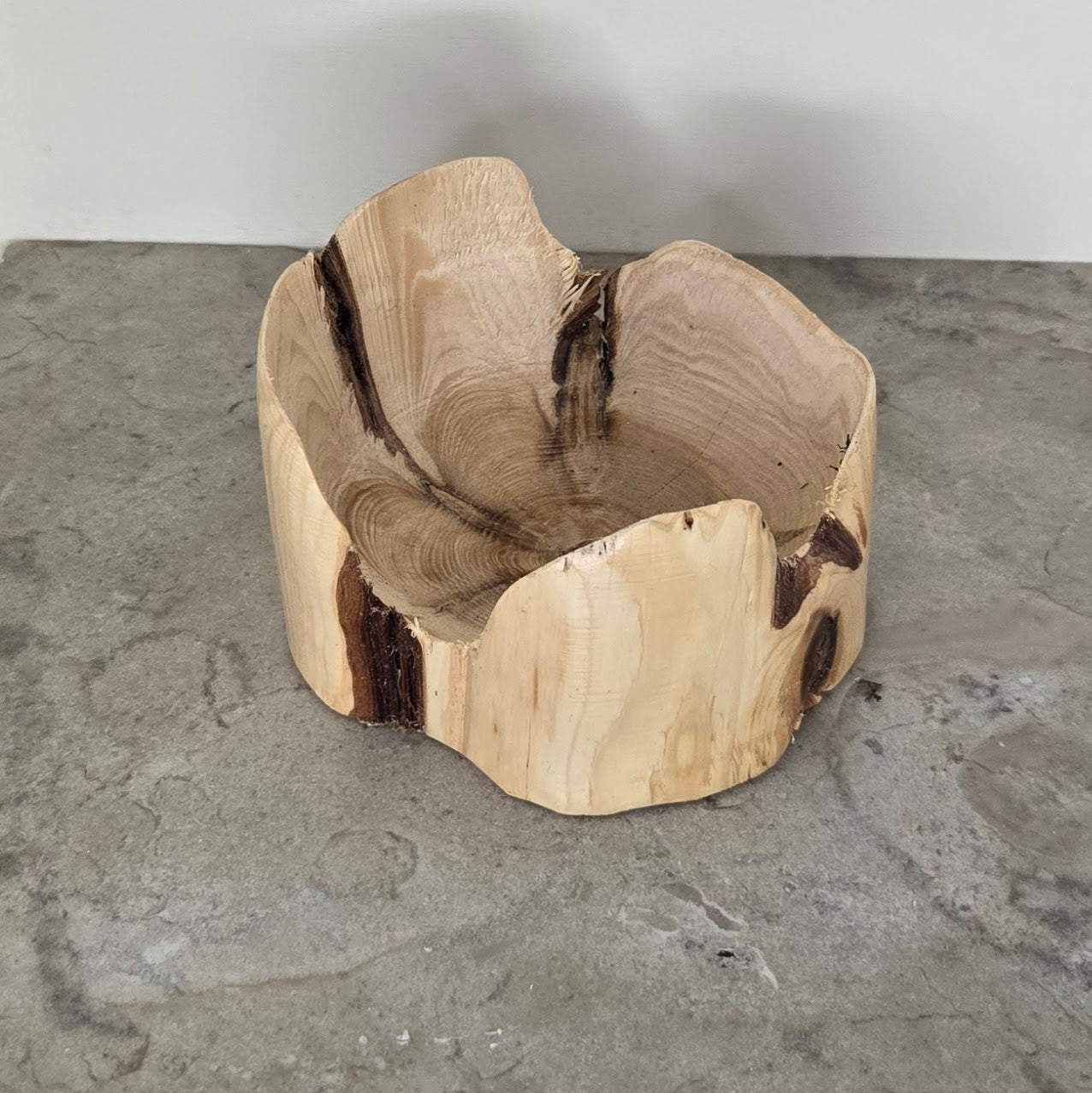 Minimalistisk Eneskål – Skogens hjärta